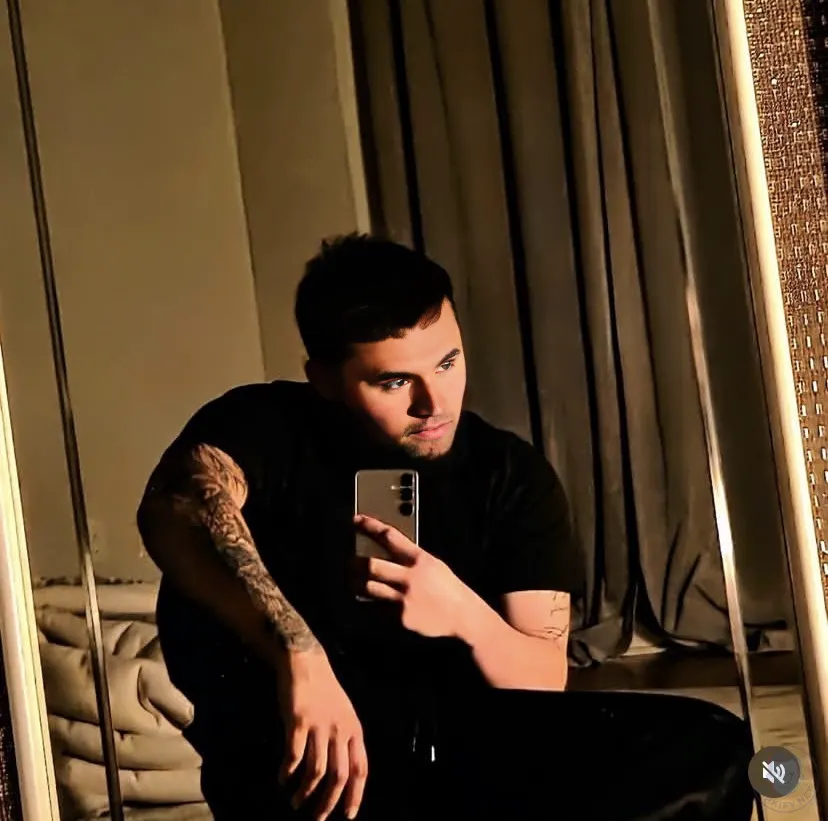 Kirkify community meme